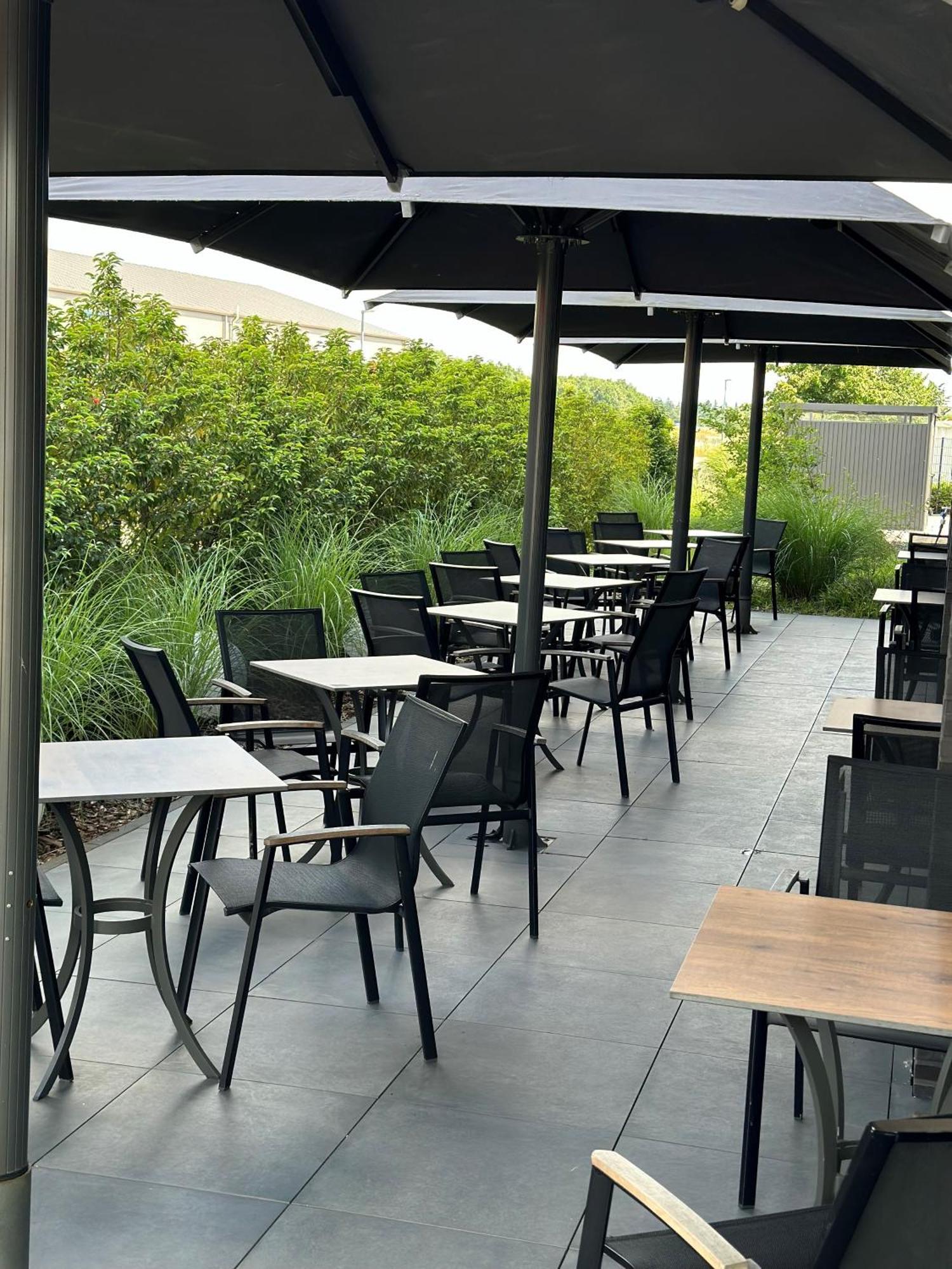 Akzent Hotel Dejanil Бургдорф Екстериор снимка